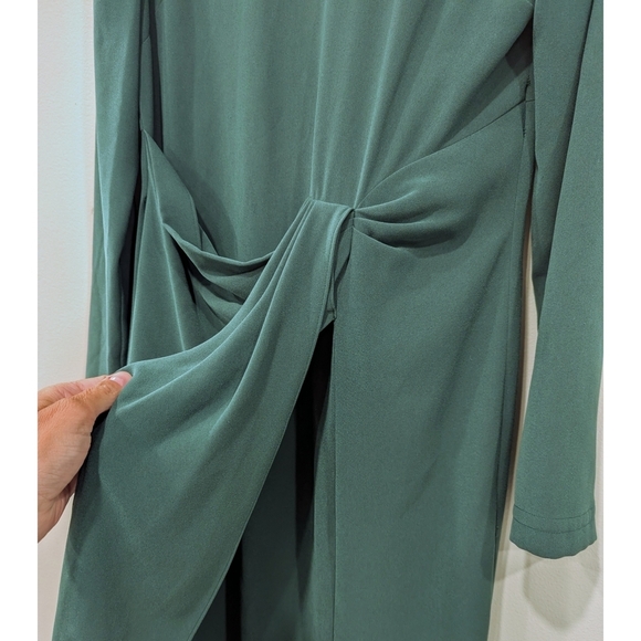 St. John Green Faux Wrap Long Sleeve Dress Size 2 - Picture 2 of 6